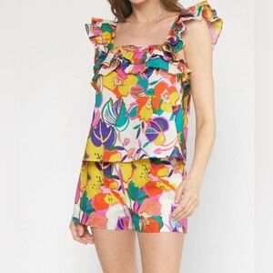 Colorful Floral Ruffle Tank and Shorts Set Entro
